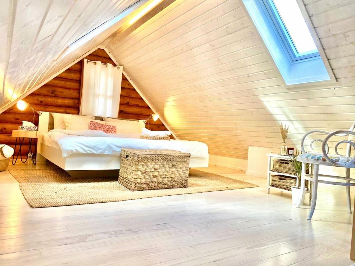 Pine Lodge Hlevci Eksteriør billede